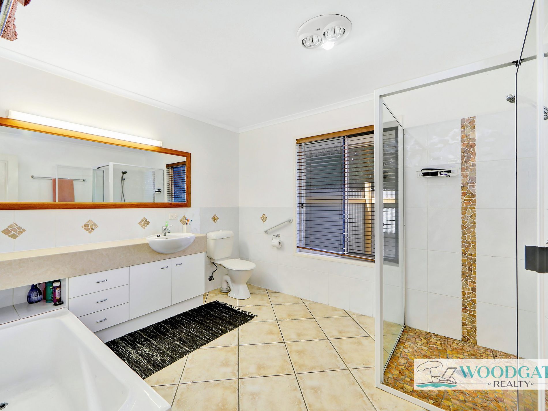 87 Mackerel Street, Woodgate