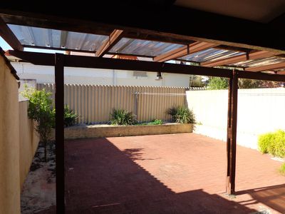 4 / 4 Thelma Street, Como