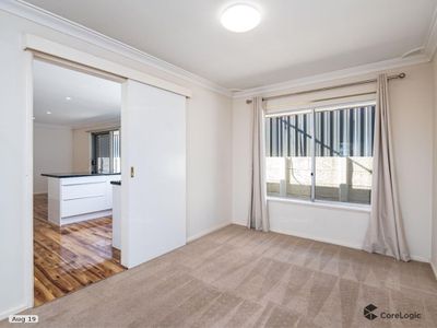 2 Fenton Way, Hillarys