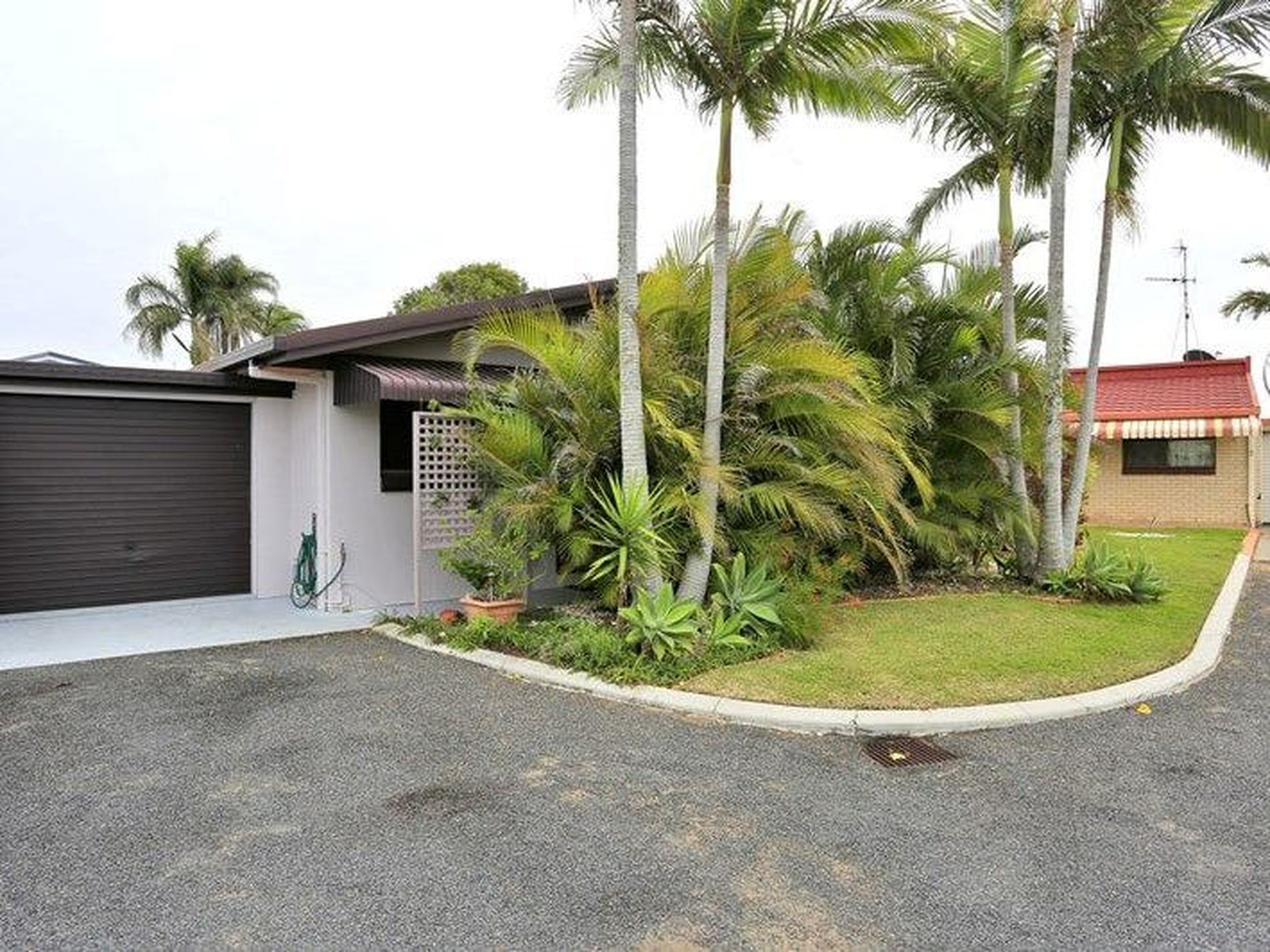 2 / 5 Newton Court, Bargara
