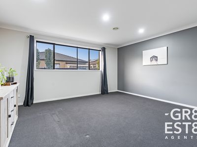 56 Ranfurlie Boulevard, Cranbourne West