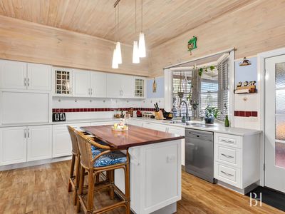 935 Dry Creek Road, Broadford