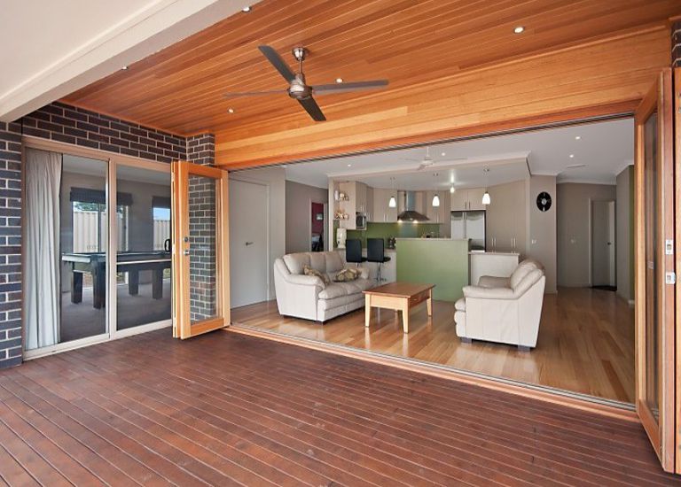 9 Neptune Avenue, Portland