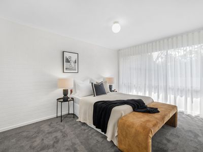 82 Hallen Close, Phillip