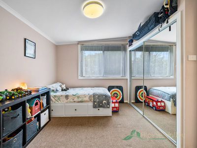 5 Coolumbooka Avenue, Tawonga South