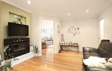 1 Dunkinson Street, Narre Warren