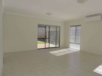 30 Serenity Street, Wellard