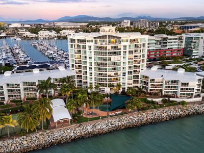 70 / 7 Mariners Drive, Townsville City