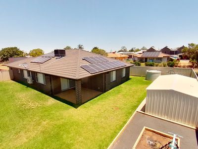 2 Abelia Court, Dubbo