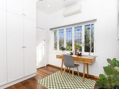 2 Love Lane, Rosslea