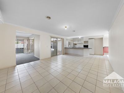 82 Brindalee Way, Hillside