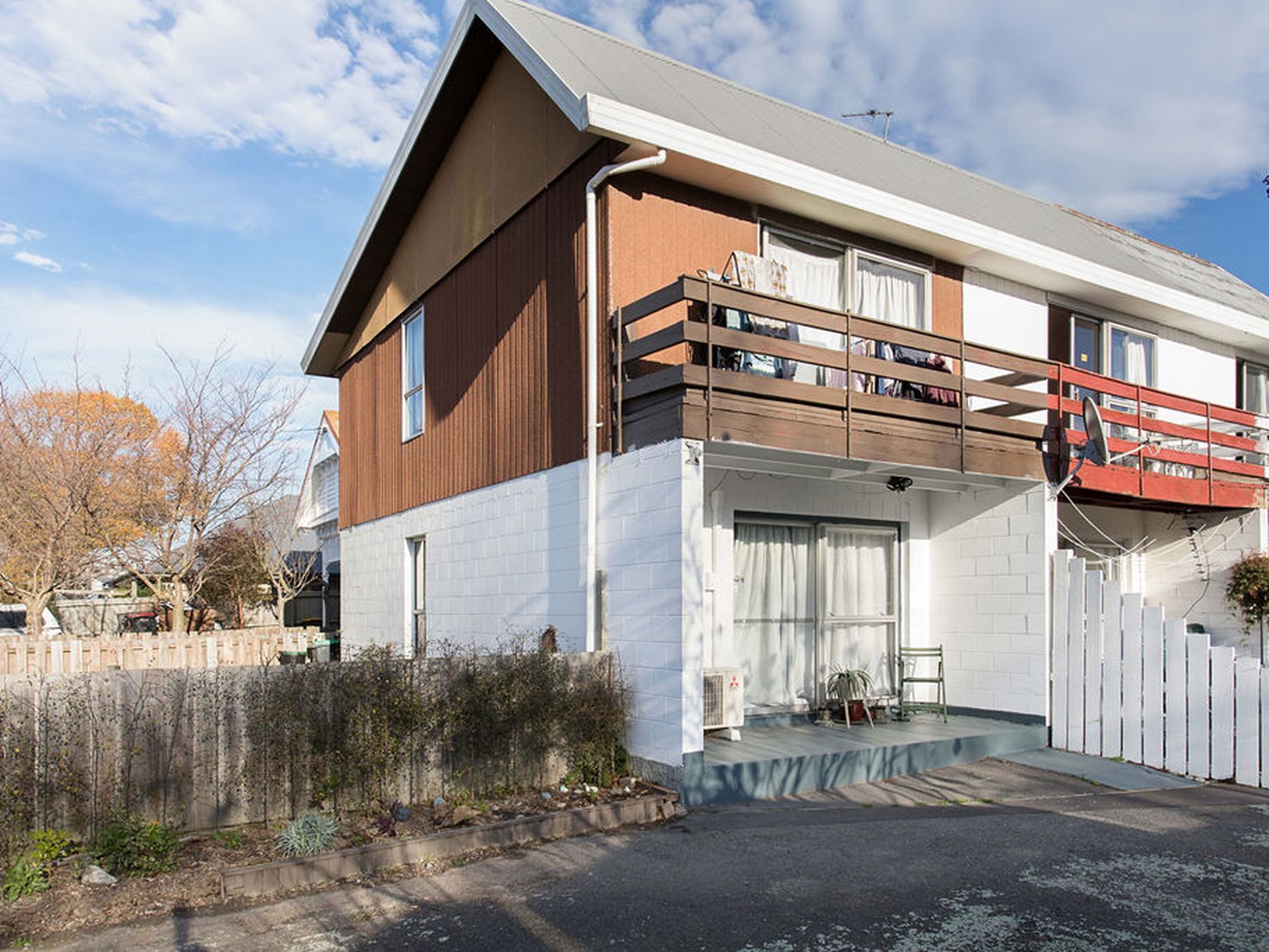 Unit 1,2 / 25 Vienna Street, Waltham