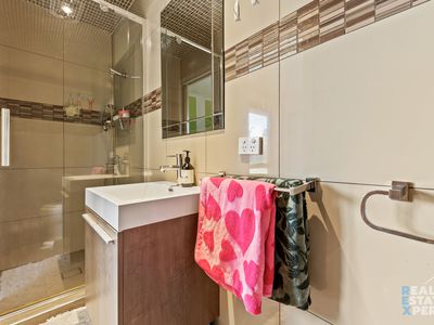 66 The Grange, Hampton Park