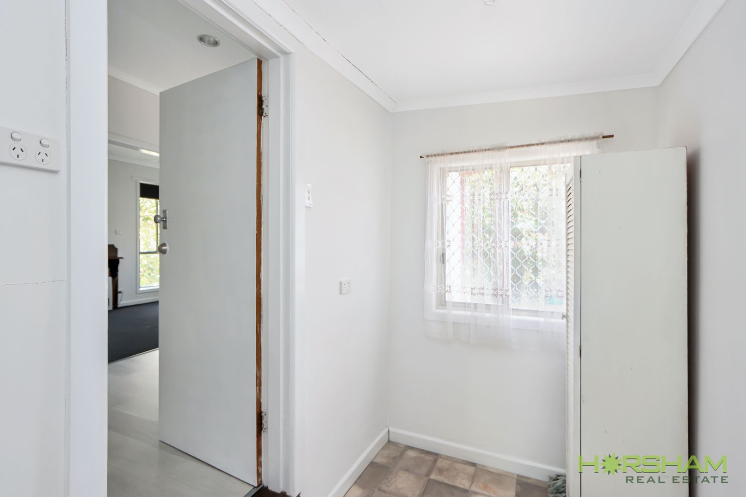 48 Elizabeth Street, Horsham