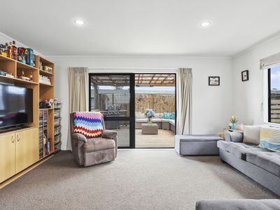 2 Mary Keane Lane, Parakai