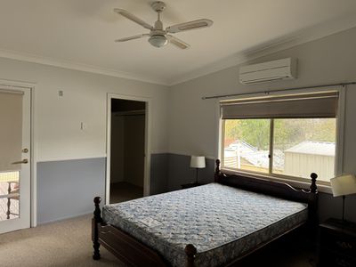 9 Gap Street, Parkes