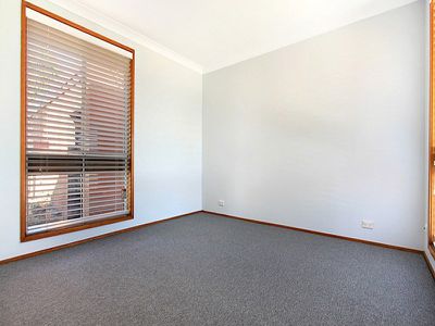 7 Moras Place, Lake Illawarra