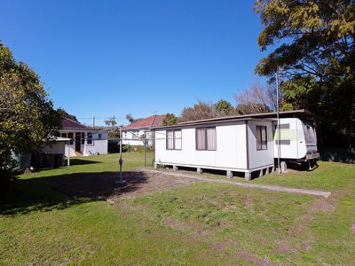 12 Crest Road, Wallsend