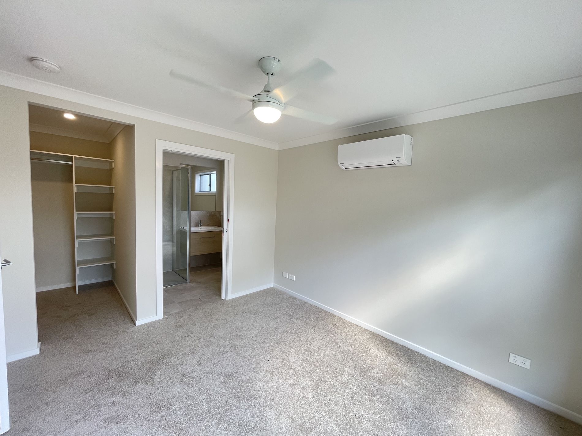14 Fariha Way, Park Ridge
