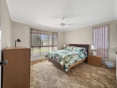 73 King Albert Avenue, Tanilba Bay