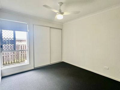 1 / 17 Kains Avenue, Brassall