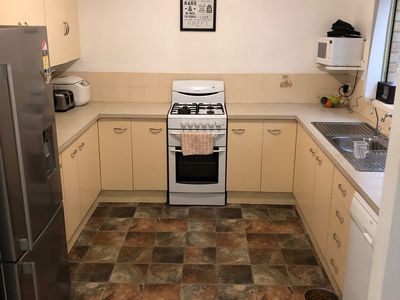 11 / 16-20 Alex Close, Ourimbah