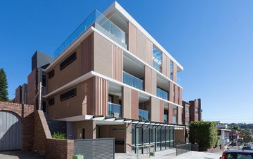 302 / 120 Brook Street, Coogee