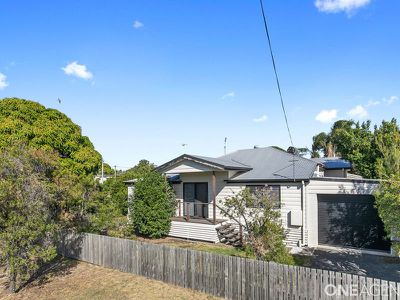 15 Macks Road, Torquay