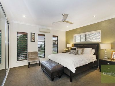19 Outlook Crescent, Douglas