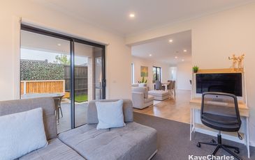 55 Cotswold Crescent, Officer