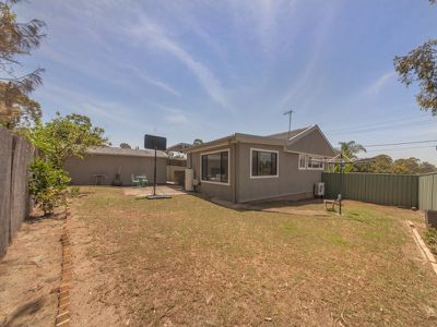 29 Hillview Parade, Lurnea
