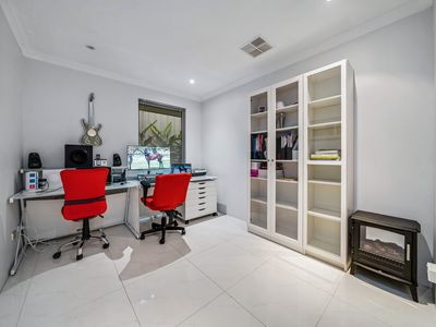 17 Shaftesbury Way, Wellard