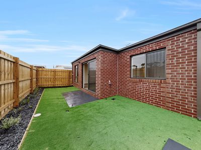 3 Peppermint Gum Road, Cranbourne West