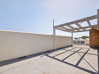 13 / 155 Wynnum North Esplanade, Wynnum