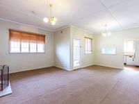 11 Koolatah Street, Carina