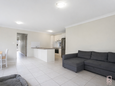 28 Satinash Drive, Hamlyn Terrace