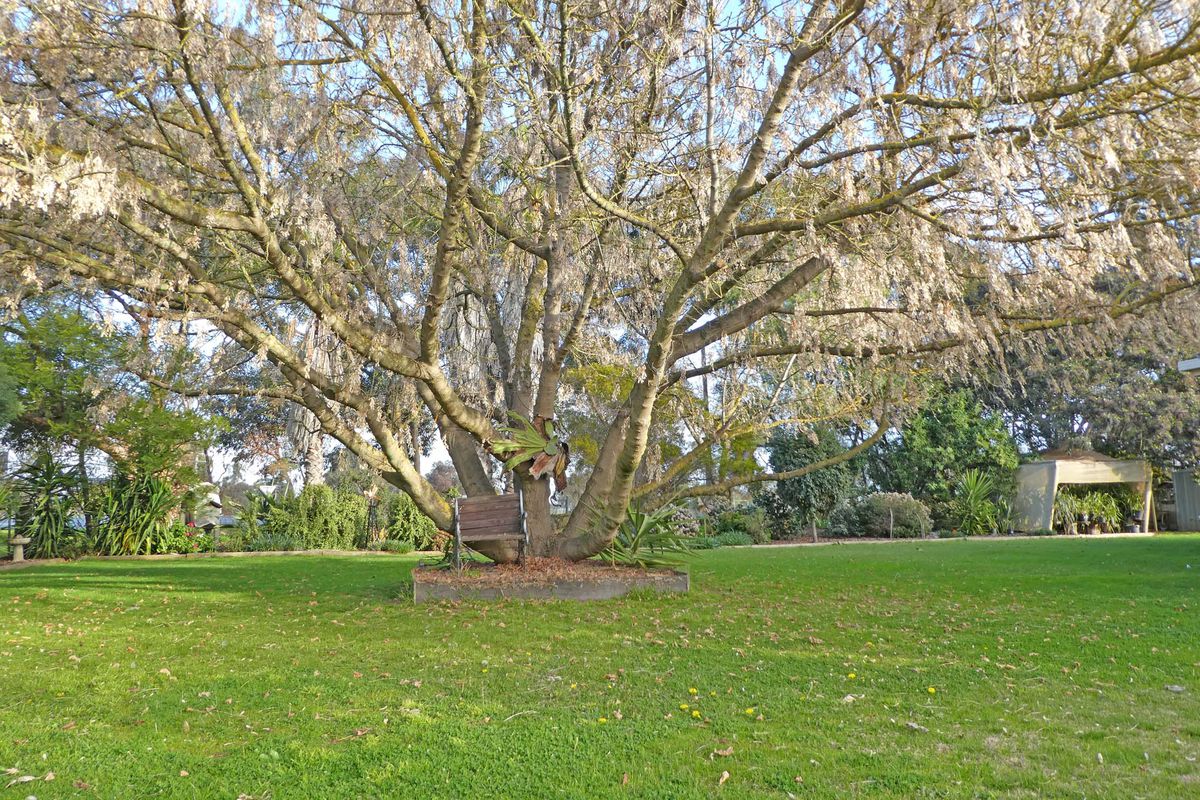 5 Weller Road, Lancaster