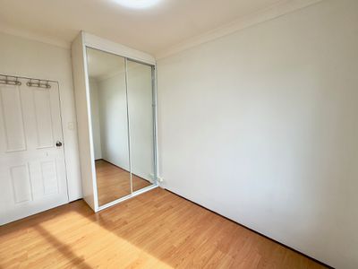 10 / 29 Fourth Avenue, Campsie