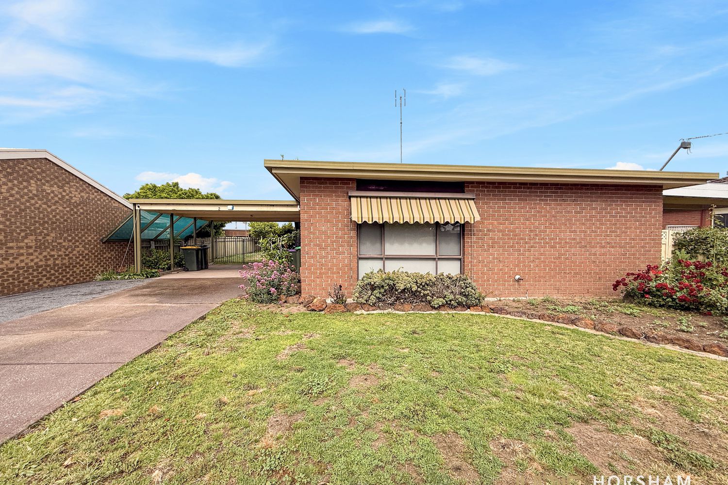 2 Mintern Crescent, Horsham