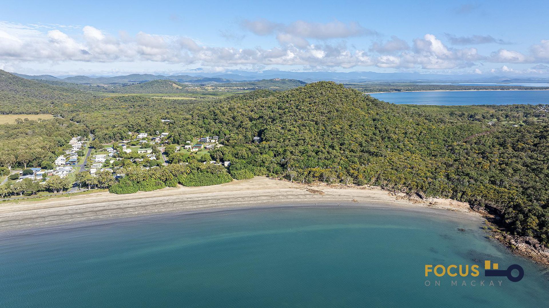 9 Ward Esplanade, Ball Bay