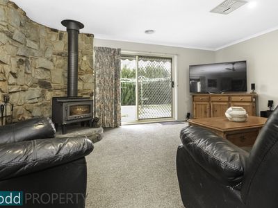 1 Fairy Dell Court, Heathcote