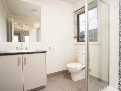 76 VICTORIA CROSS PARADE, Wodonga