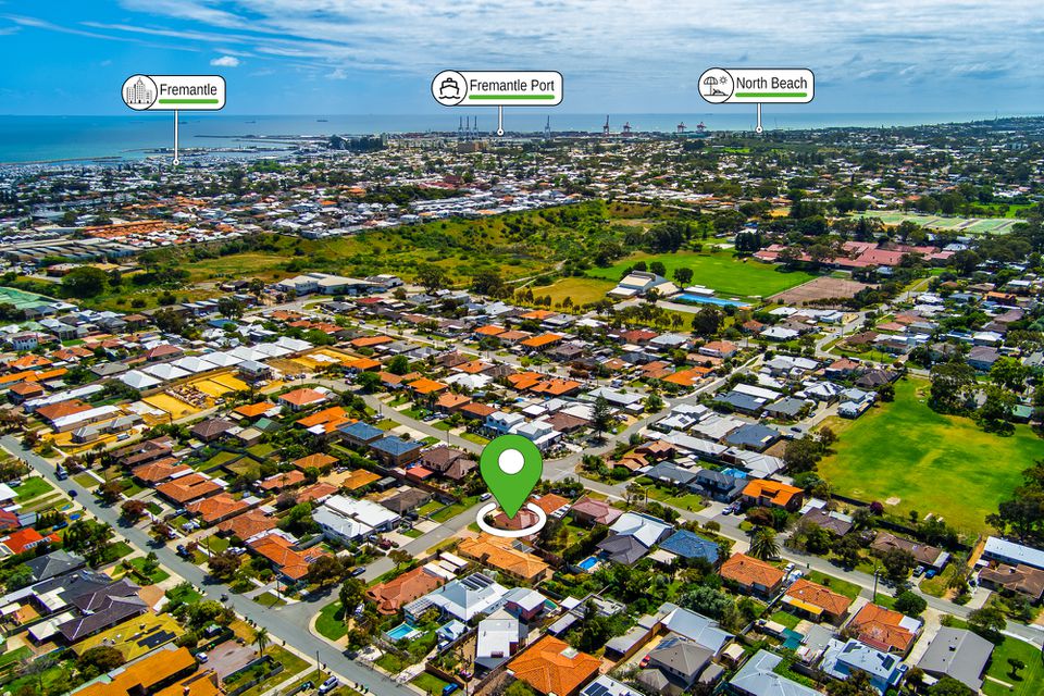 16B Dermer Road , Beaconsfield