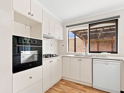 2 King Avenue, Sale
