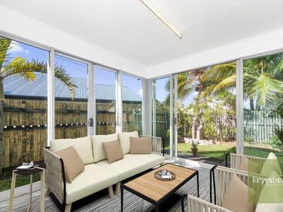 2 Damson Court, Douglas