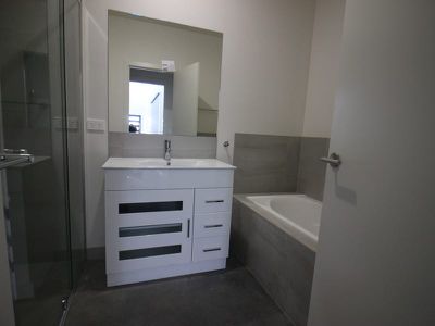 2 / 26 Settlement Road, Belmont