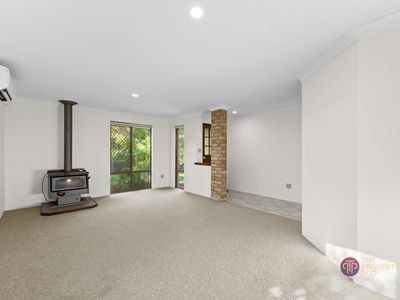 18 Elm Close, Camillo