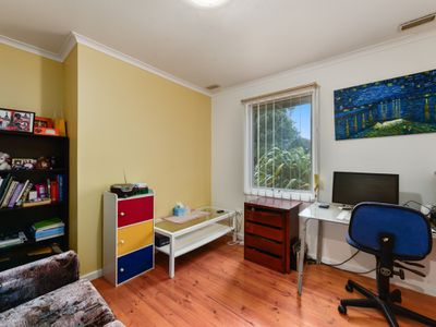 8 Mullins Street , Millicent