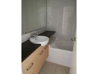 10 Grand Parade, Kawana Island