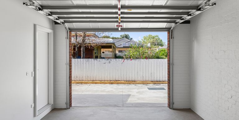 1 / 14  McGuinness Street, Euroa